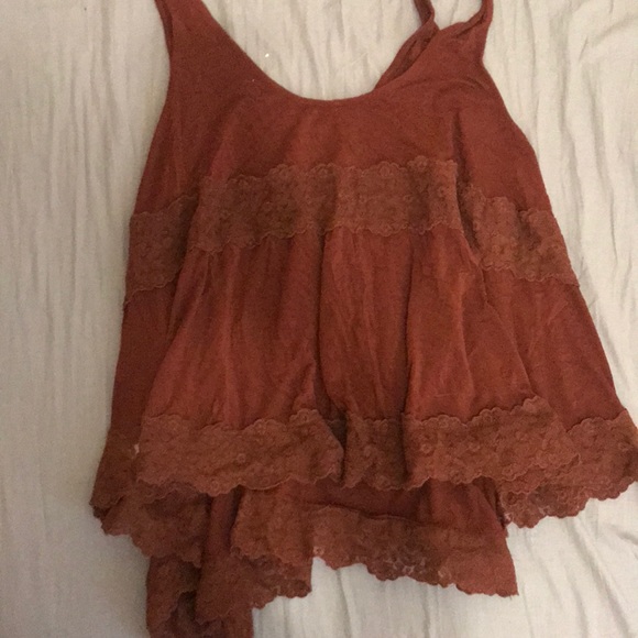 Loose Burgundy American Eagle top - Picture 3 of 4